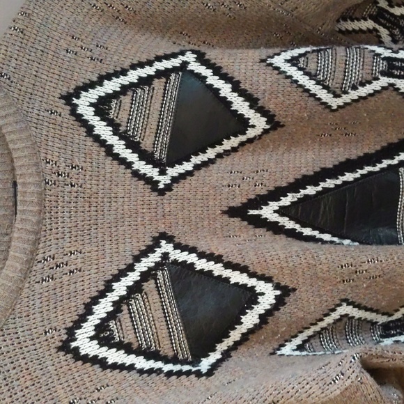 Vintage geometric wool-blend sweater - Picture 5 of 8